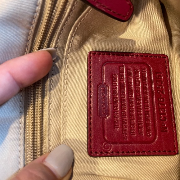 Coach purse (shoulder) - Picture 5 of 5